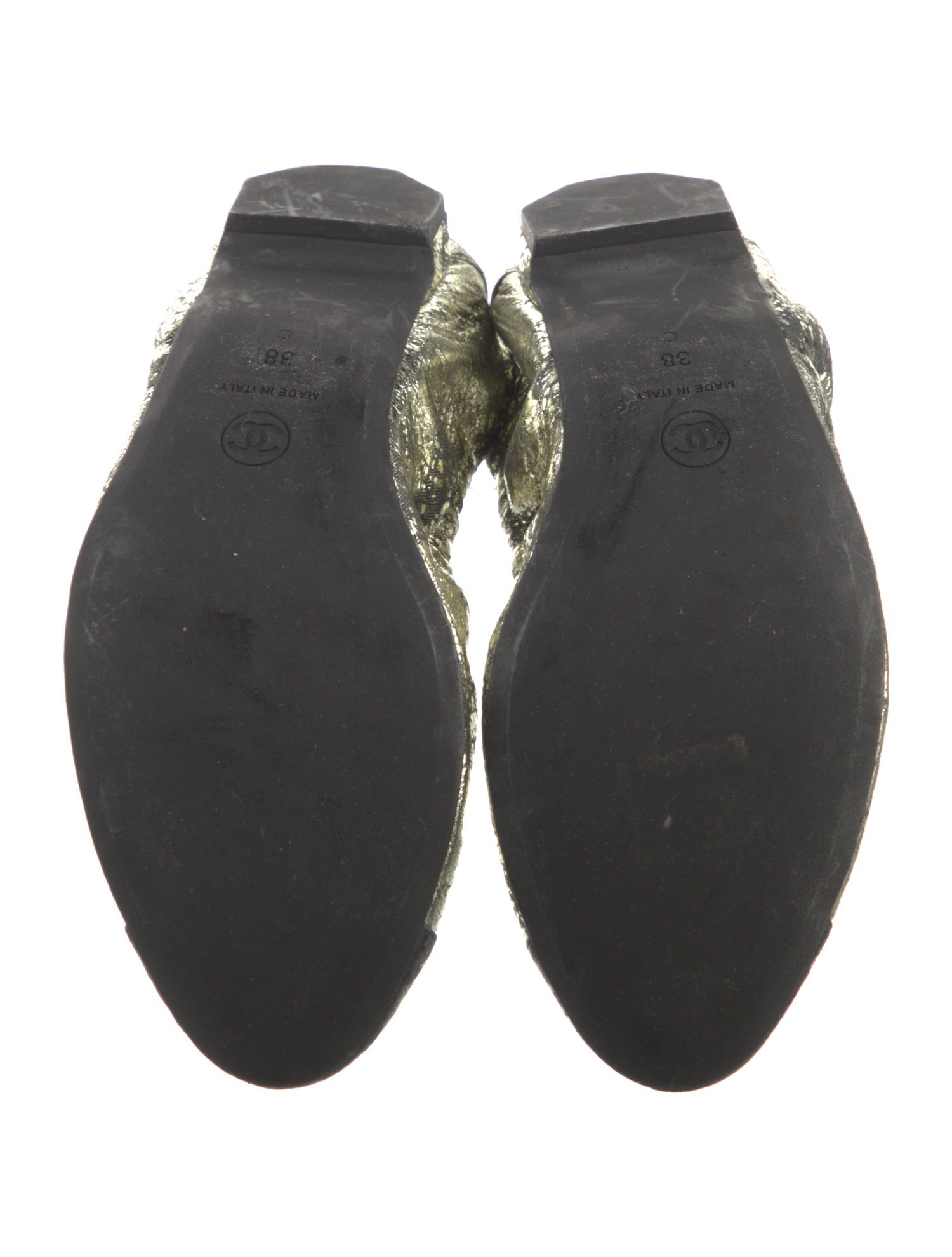 Chanel Interlocking CC Logo Leather Ballet Flats